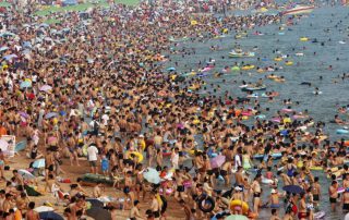 Overcrowded beach